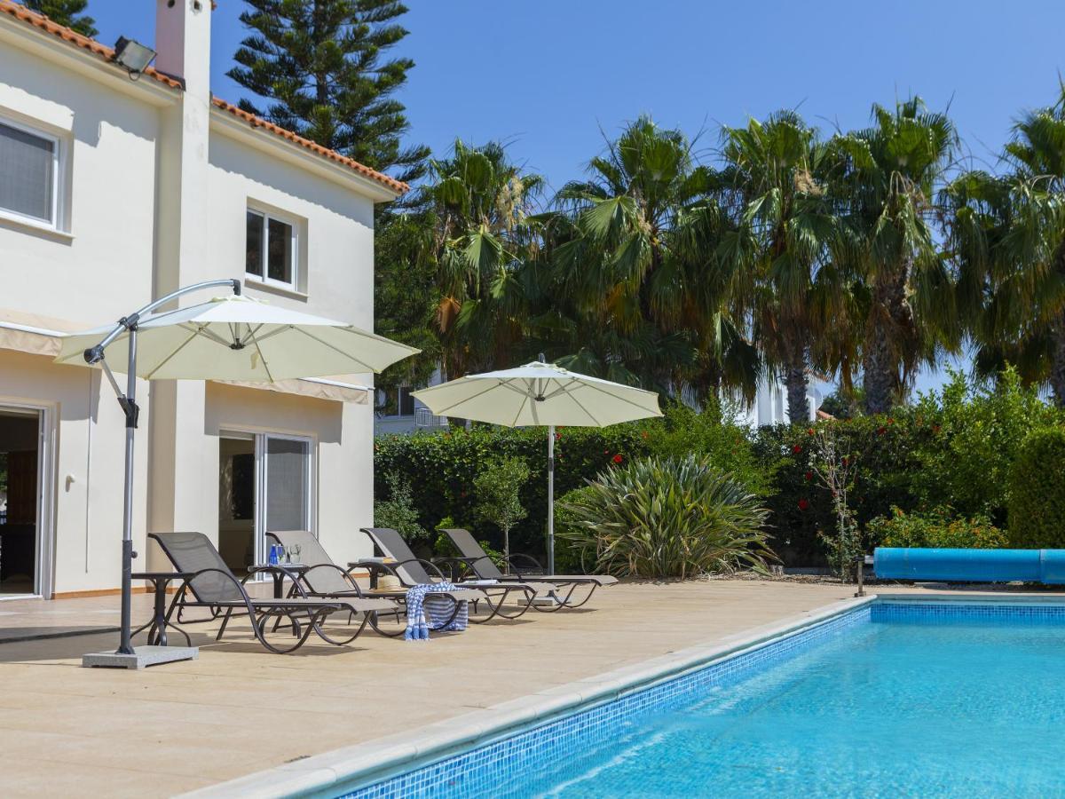 Meneou Seaside Mansion 7 Villa ลาร์นาคา ภายนอก รูปภาพ