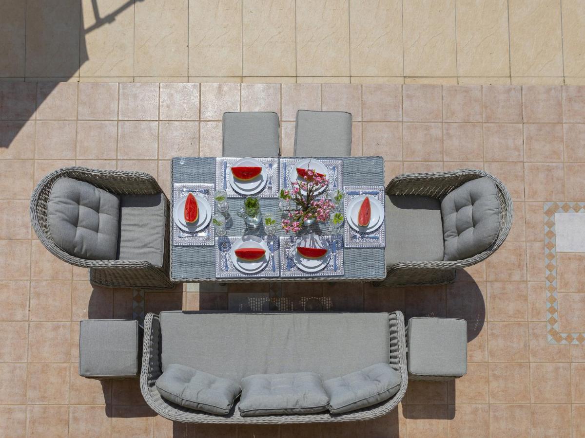Meneou Seaside Mansion 7 Villa ลาร์นาคา ภายนอก รูปภาพ